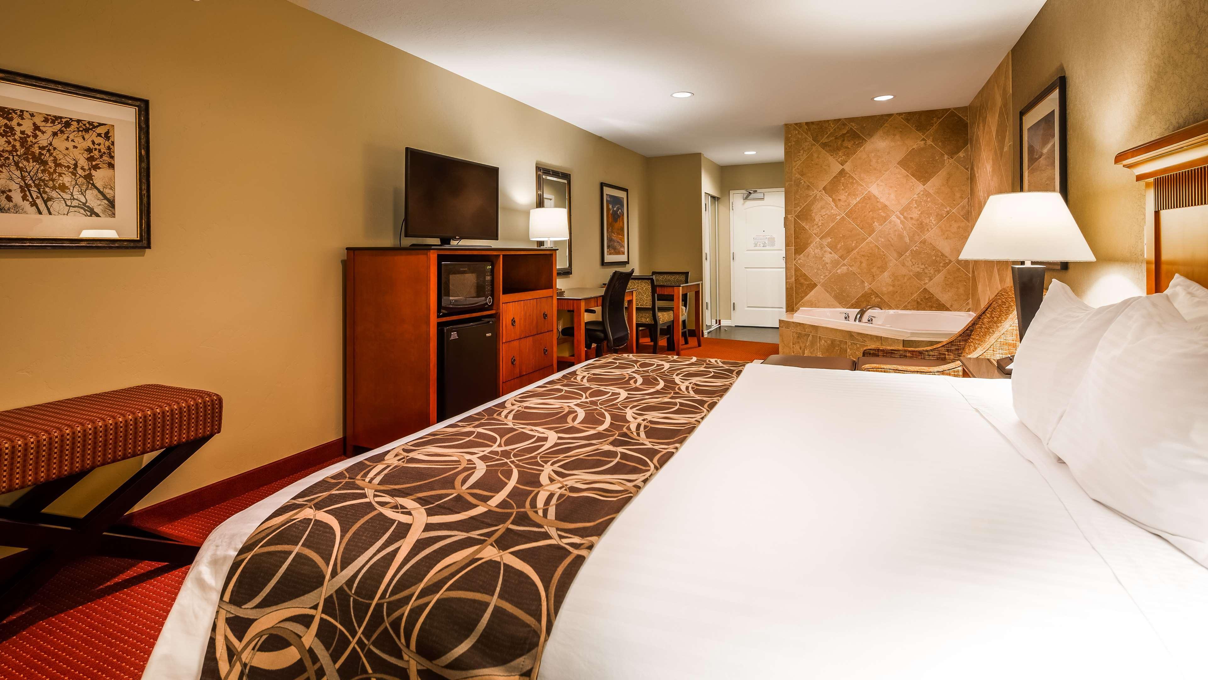Best Western Plus Canyon Pines Ogden Ngoại thất bức ảnh