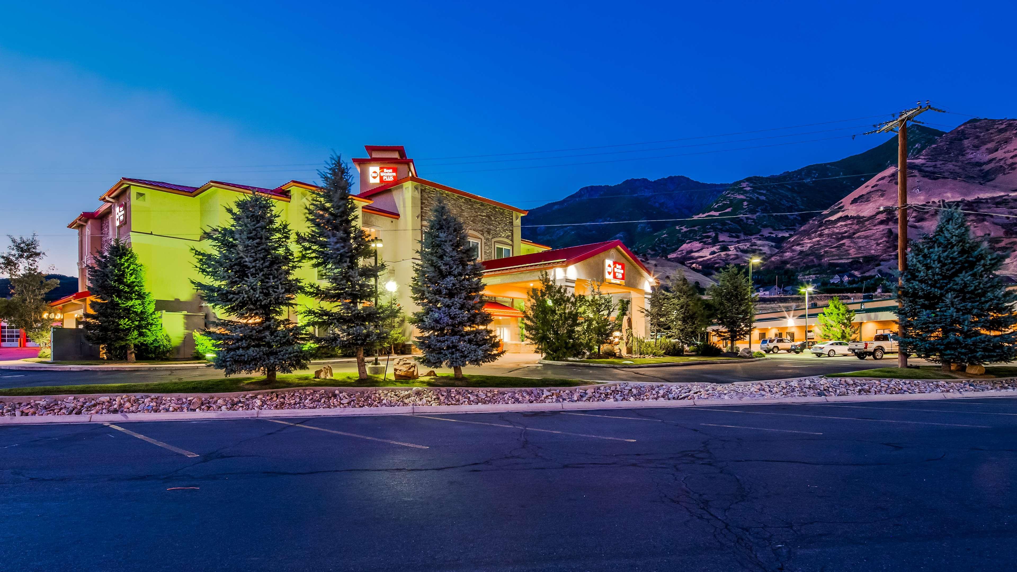 Best Western Plus Canyon Pines Ogden Ngoại thất bức ảnh